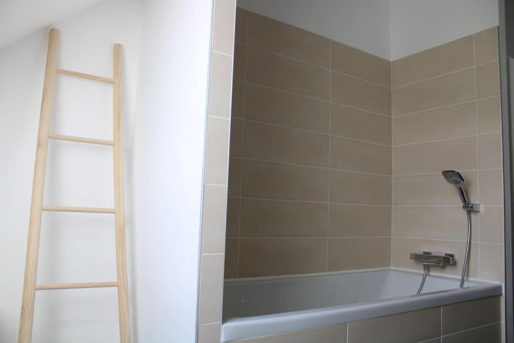Gite De Charme A La Ferme - Duplex Landrévarzec Buitenkant foto